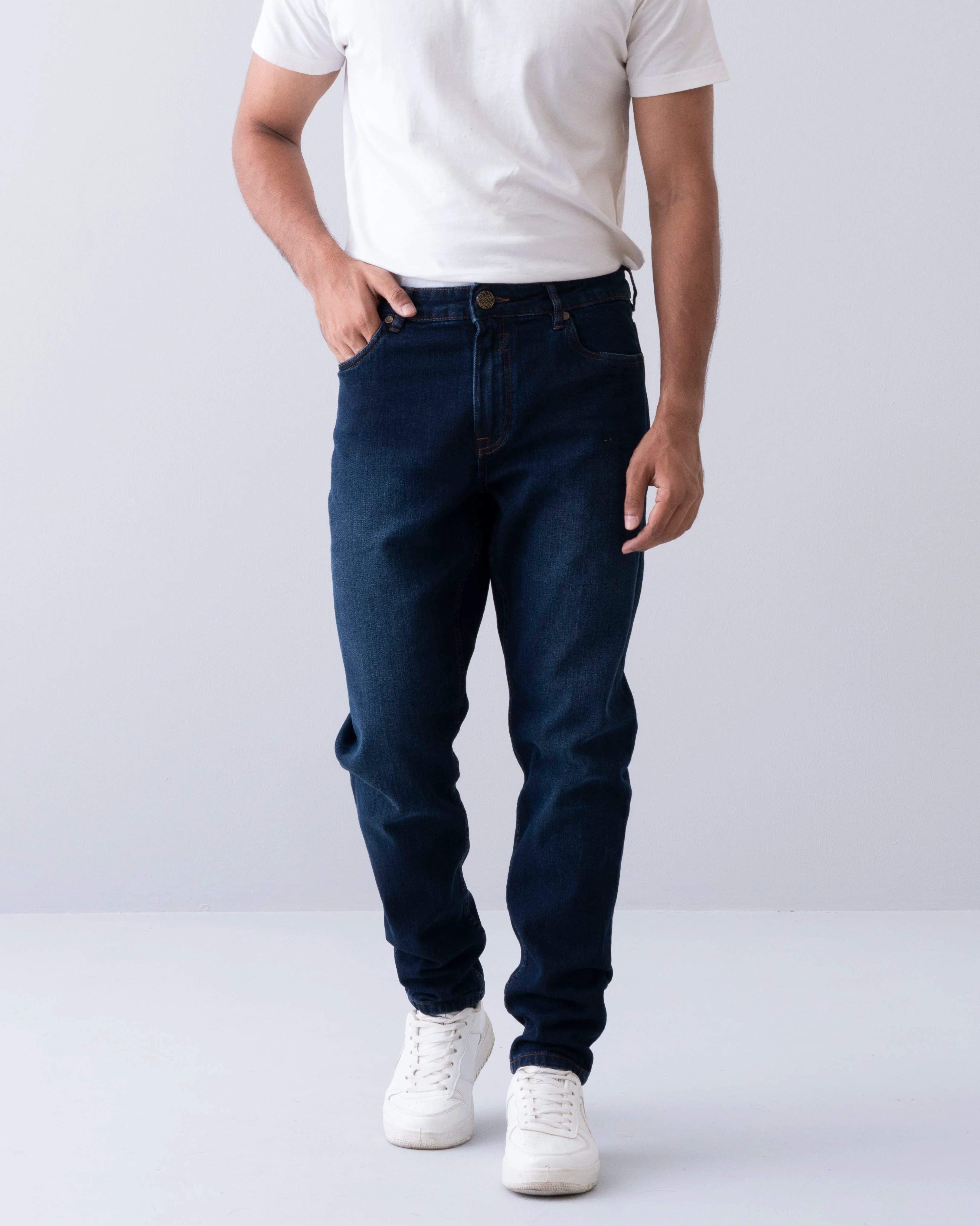 Carrot Fit Blue Jeans
